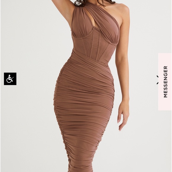 House of CB Dresses & Skirts - House of CB Chocolate Ruched dress
